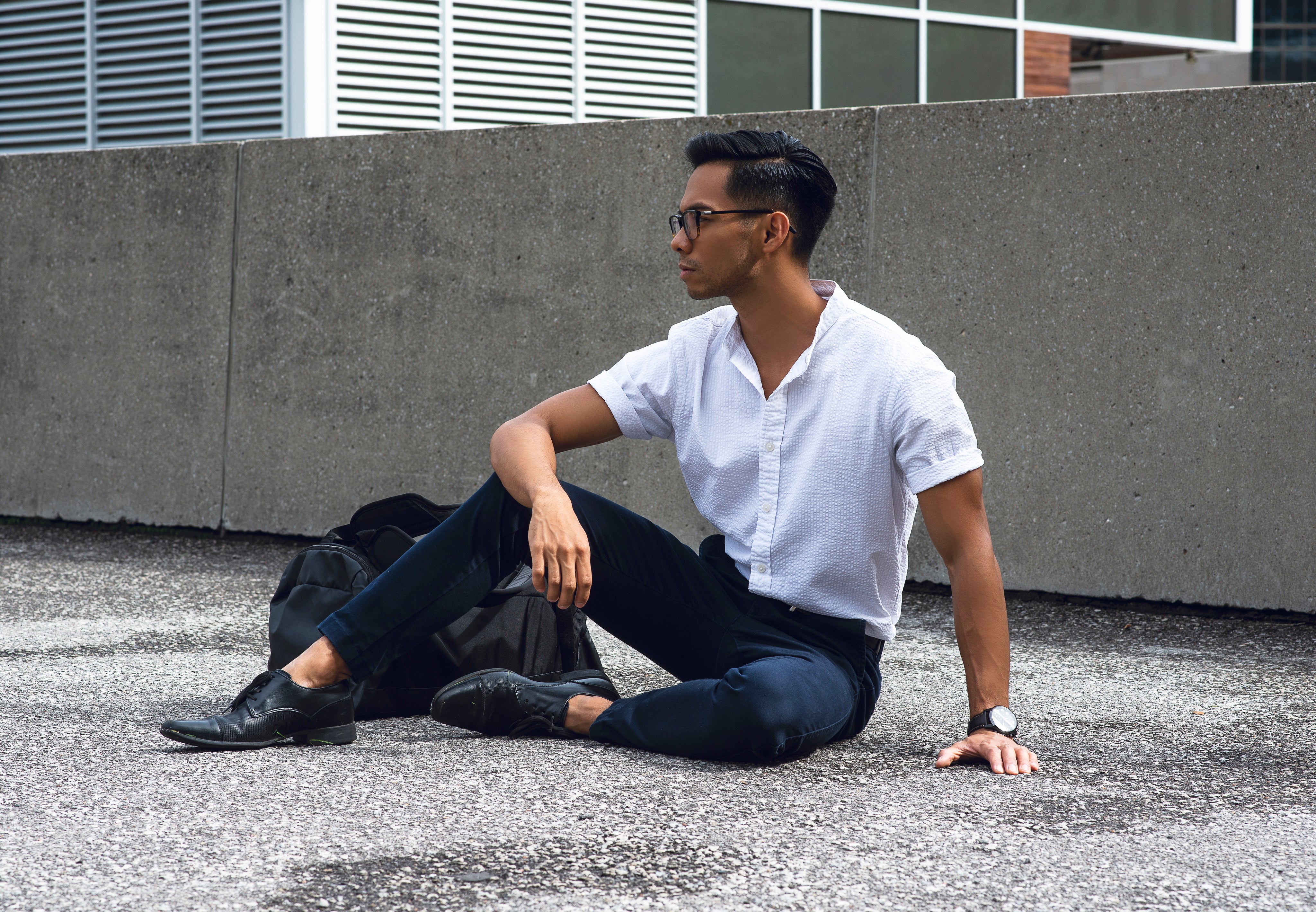 files/casual-mens-fashion-on-rooftop.jpg